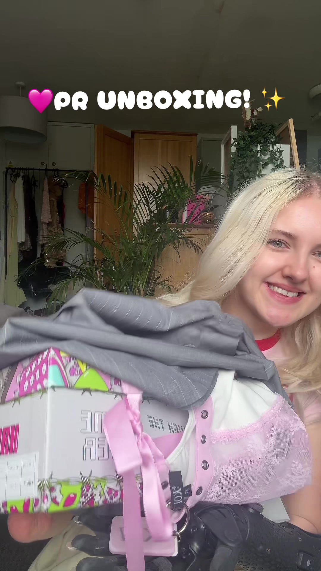 @tillylockey