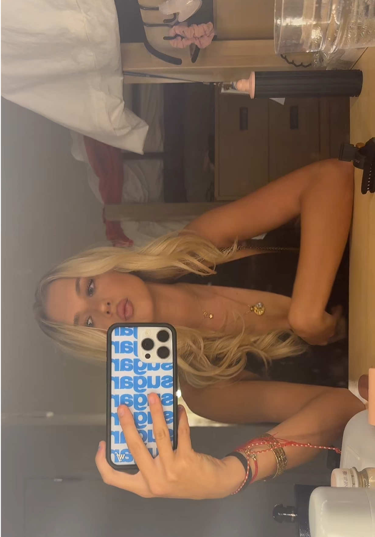 @stellbellbluee