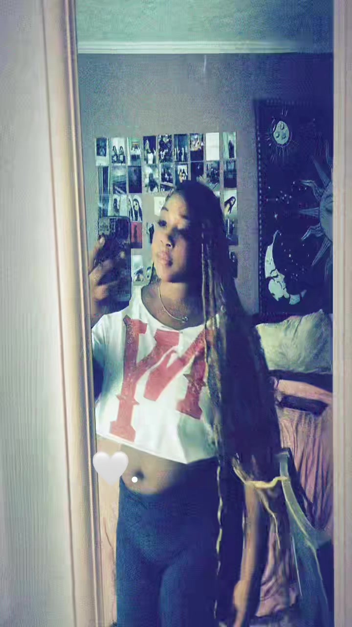 @ᵏᵃʸ👩&zwj;🎤