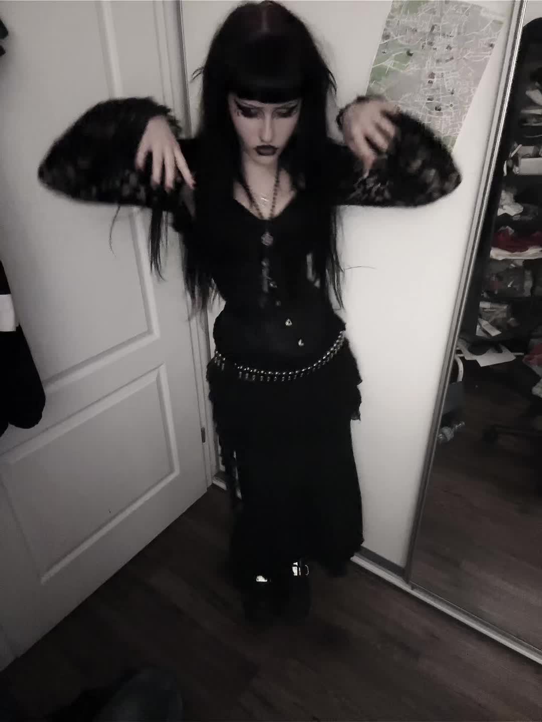 @rine.sevaᛋᚲ