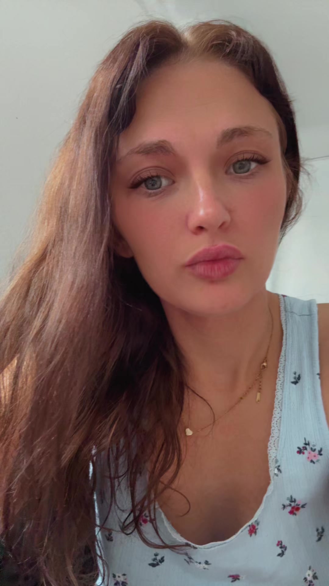 @chloe J