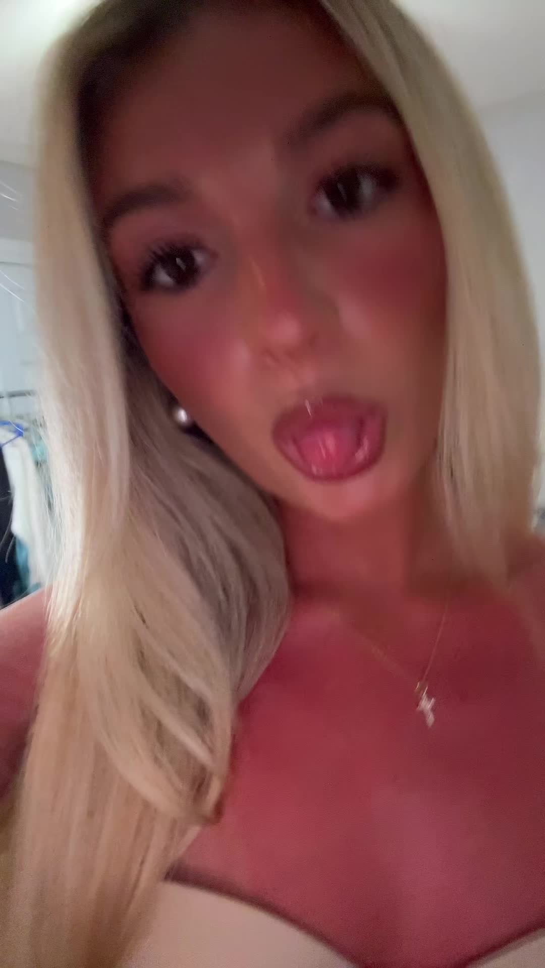 @Hi