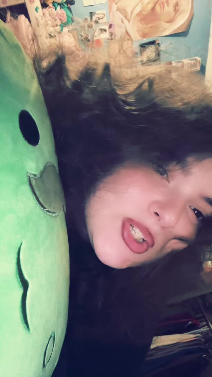 @Sára๐๐