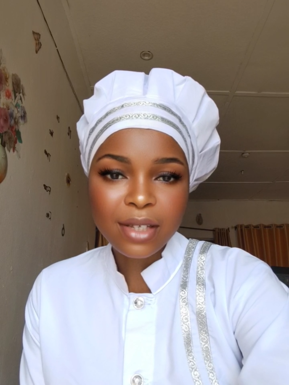 @🎤Esther Olufunmi🎤