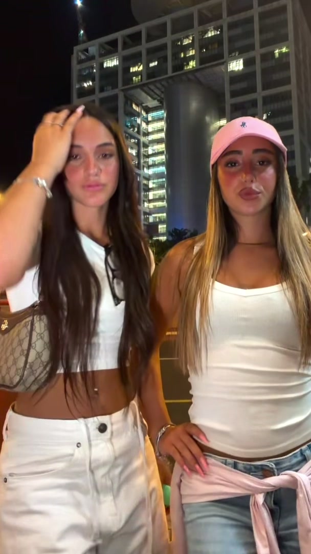@אַגַם הָרוֹשׁ