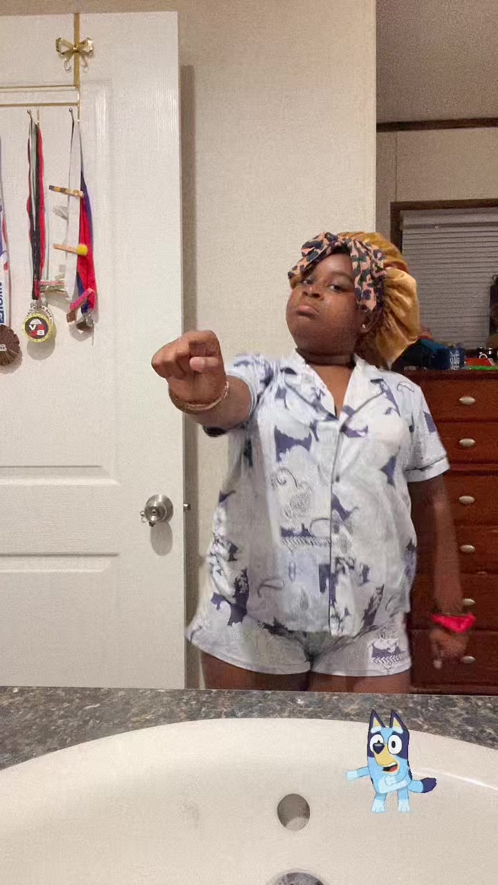 @🌻 AshMonique ✨