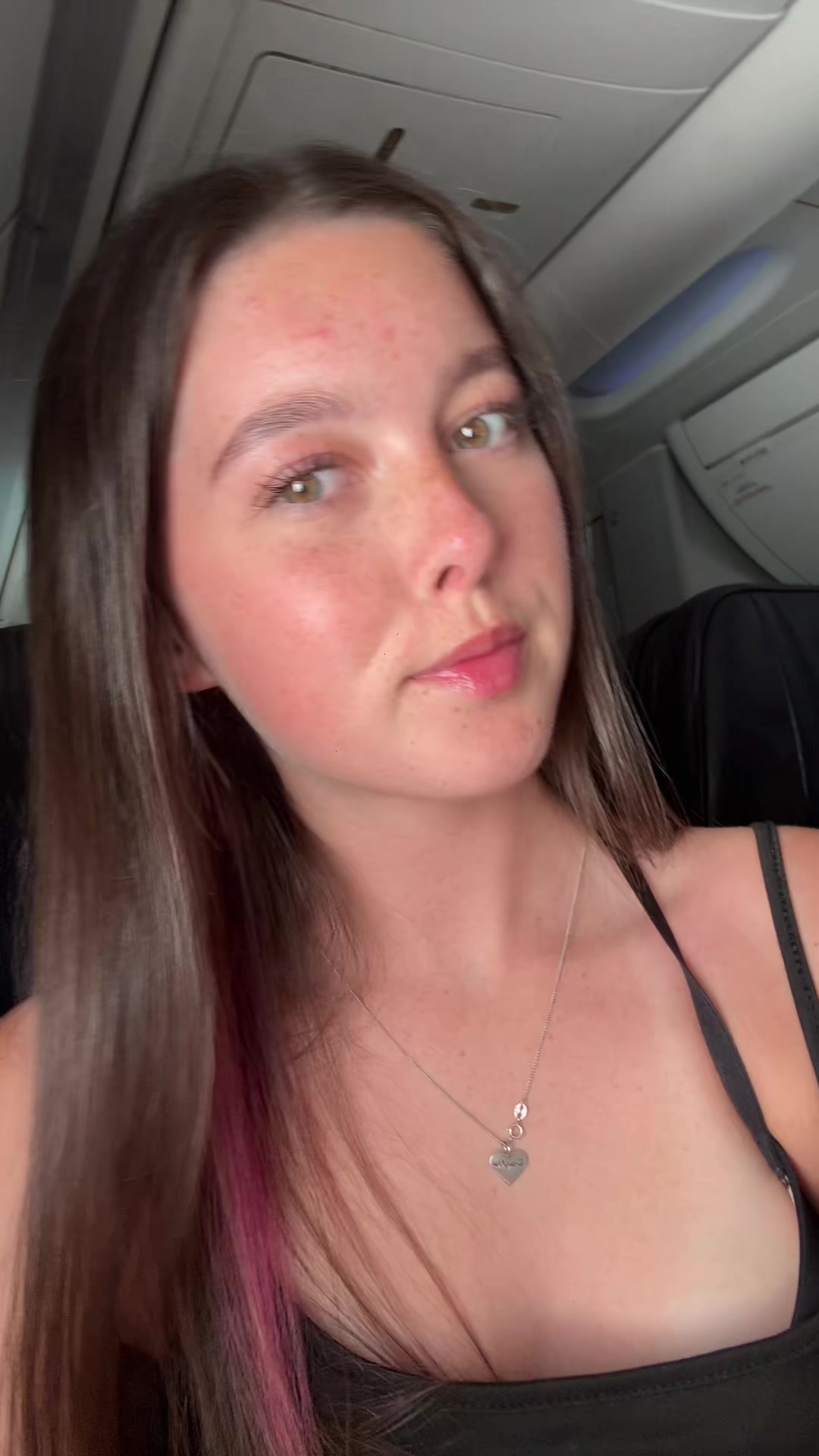 @𝐌𝐢𝐚🎀