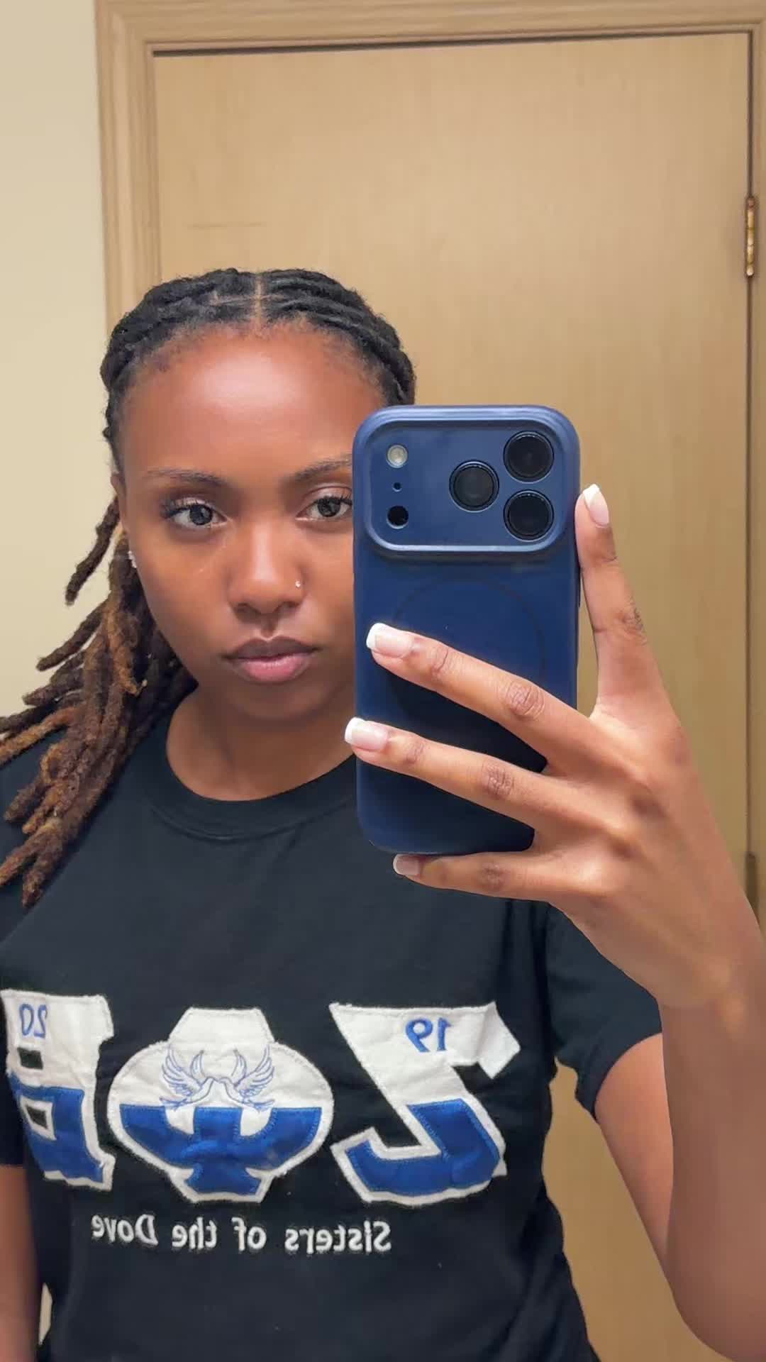 @nia