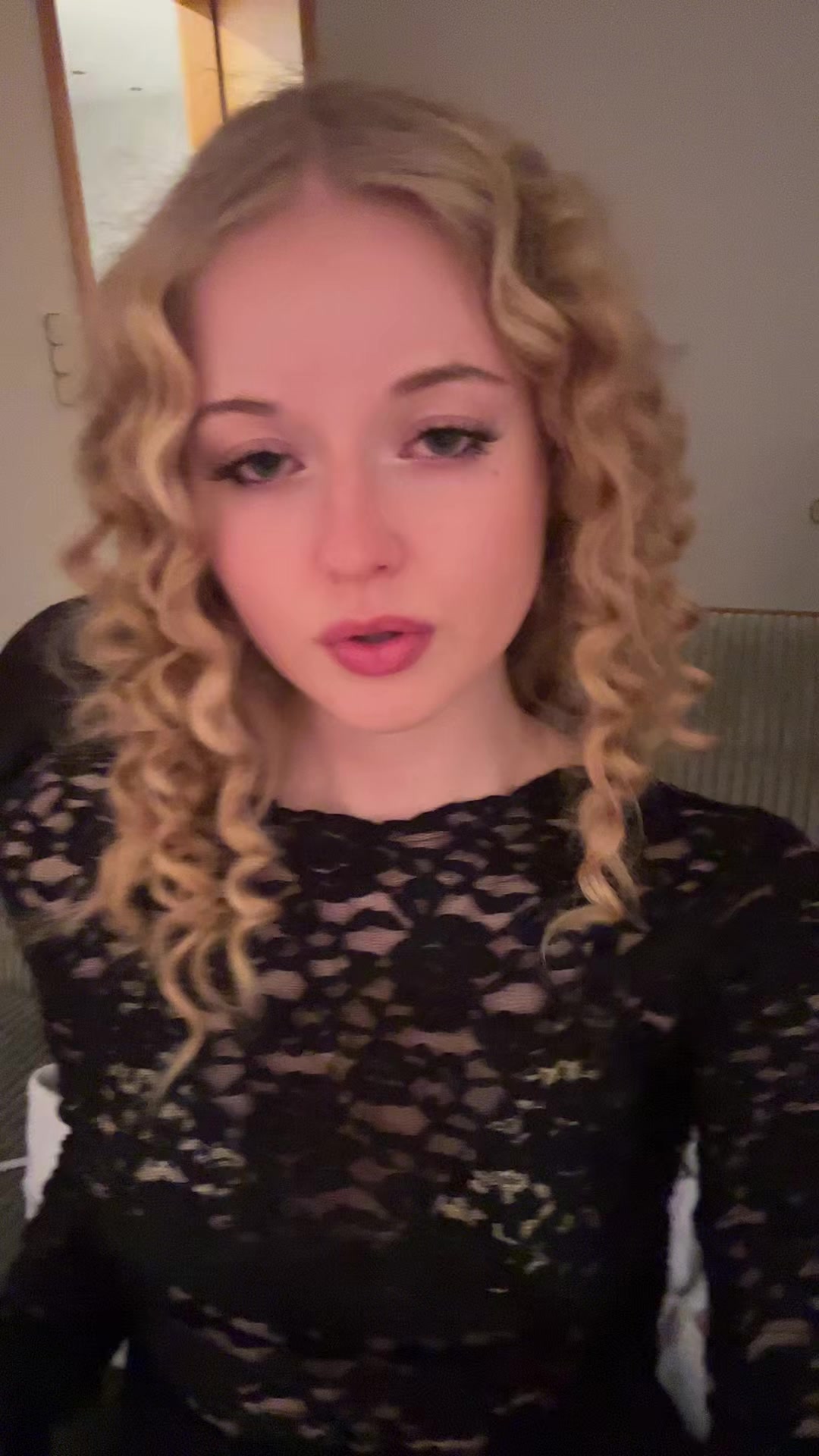 @YourDreamWife