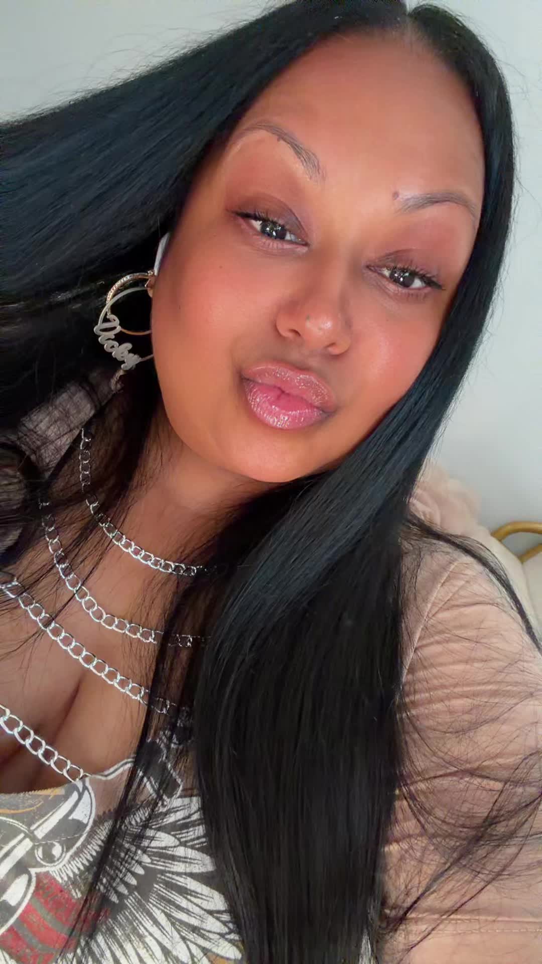 @Vickkii