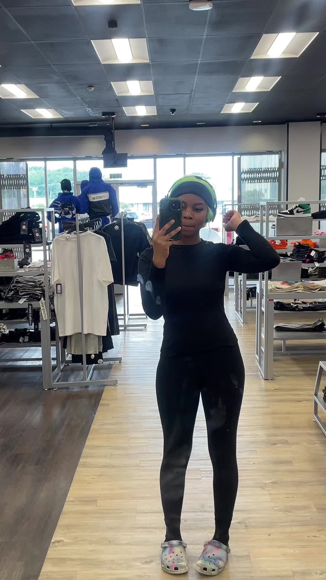 @⛧