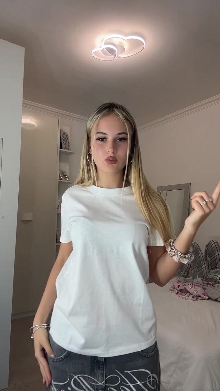 @rebeccamoret
