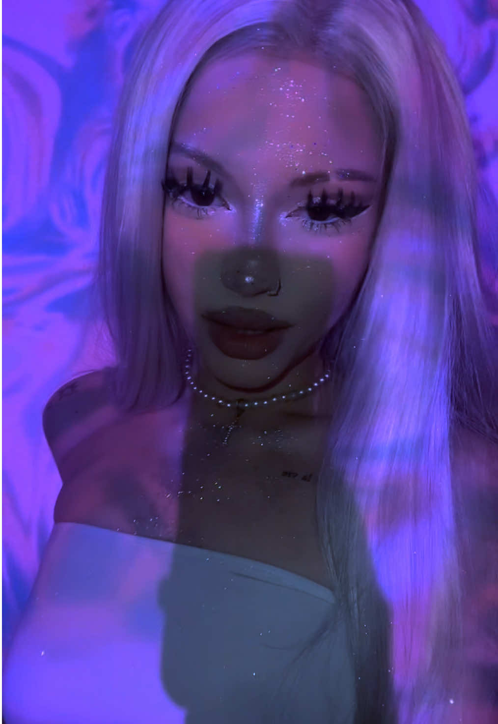 @pandoralora