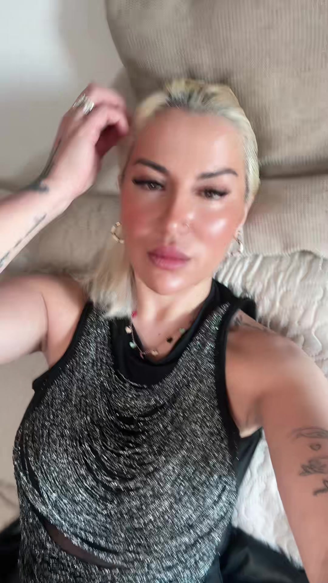 @Ela _entela