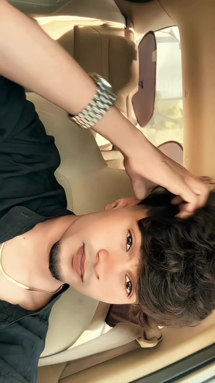 @😻-𝐒𝐀𝐑𝐎 (𝐓𝐒)-🪶