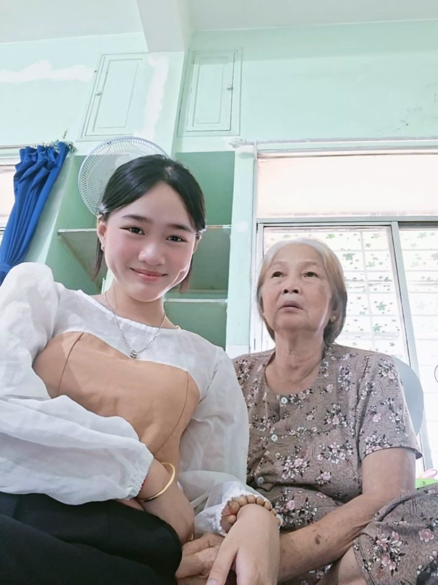 @Bích Hồng 🍇🌸🐱🪷