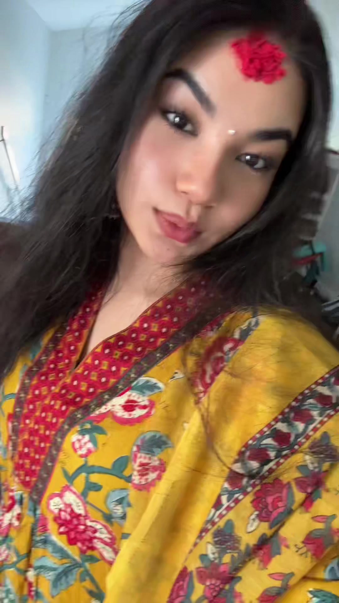 @ayushi