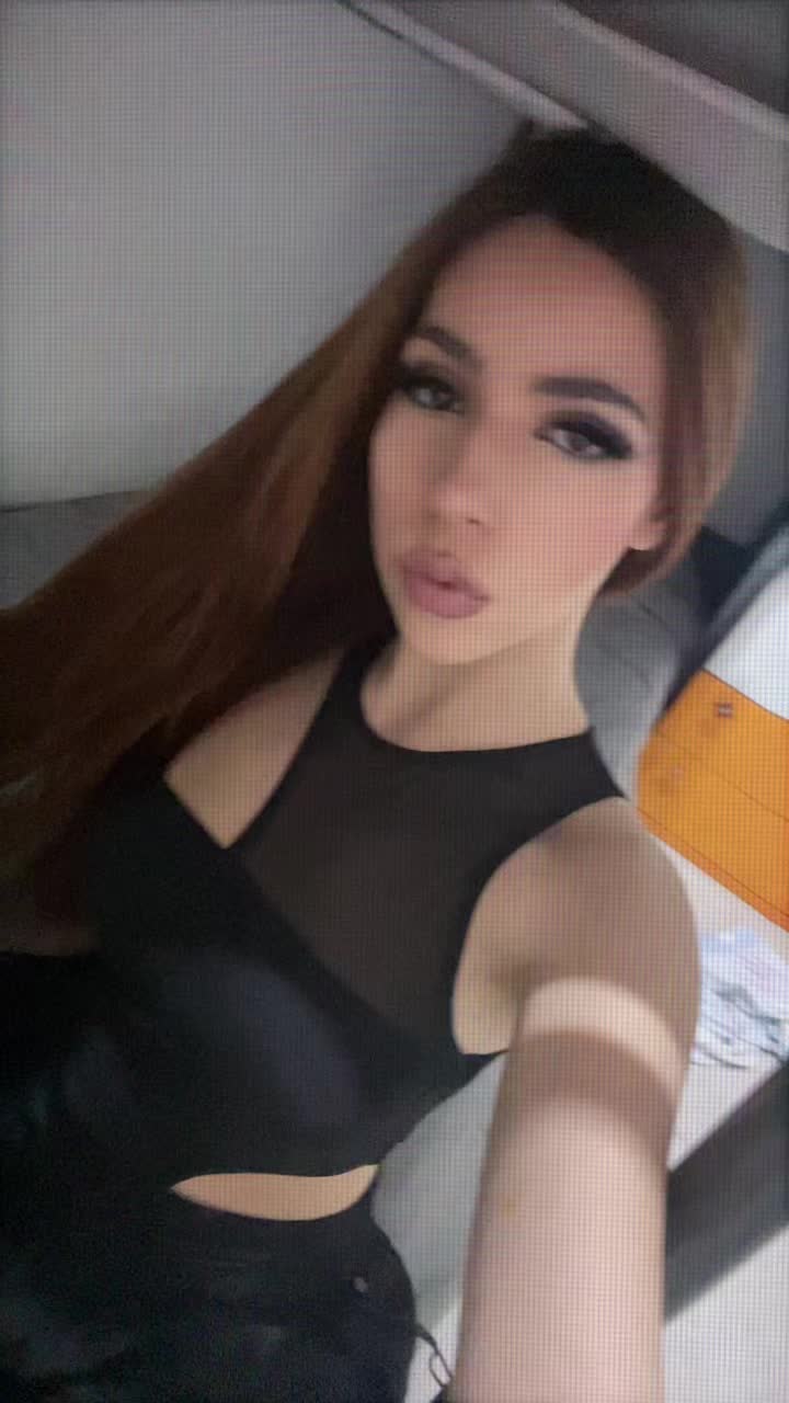 @a red🥰🍒🍒
