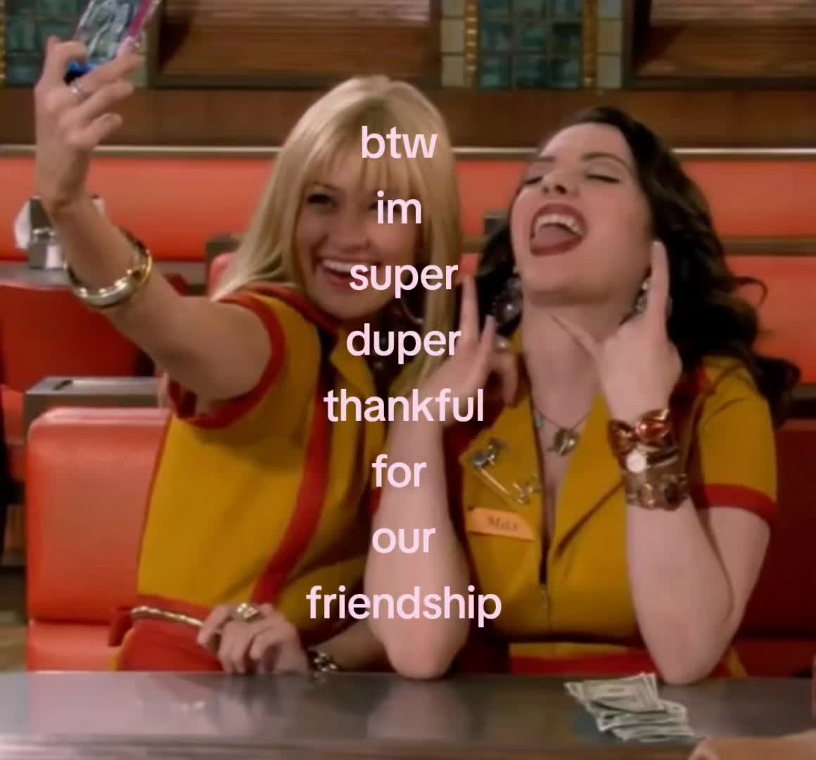 @🫰