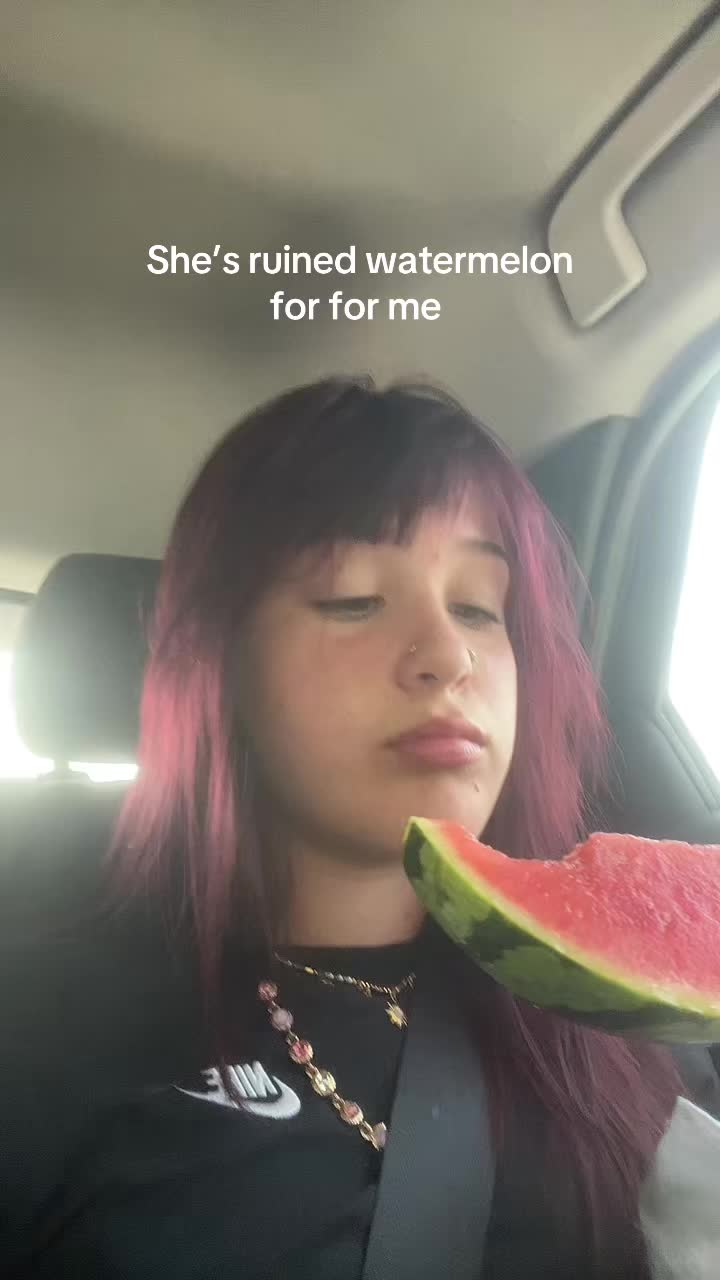 @Fleur 🪲