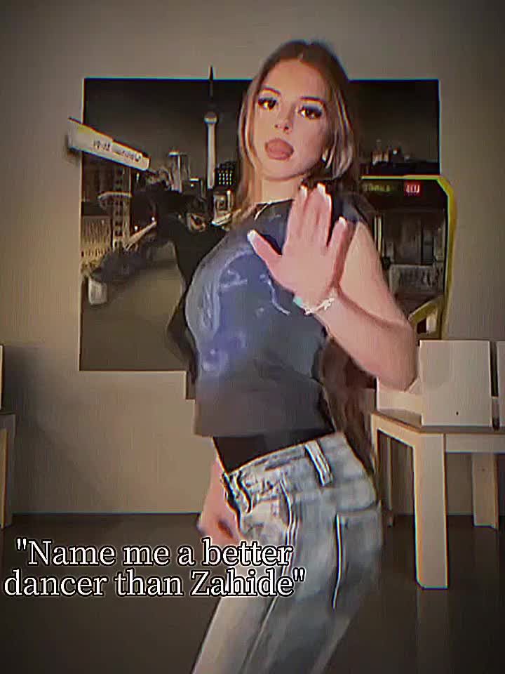 @𝑩𝒐𝒃𝒂𝒕𝒆𝒂