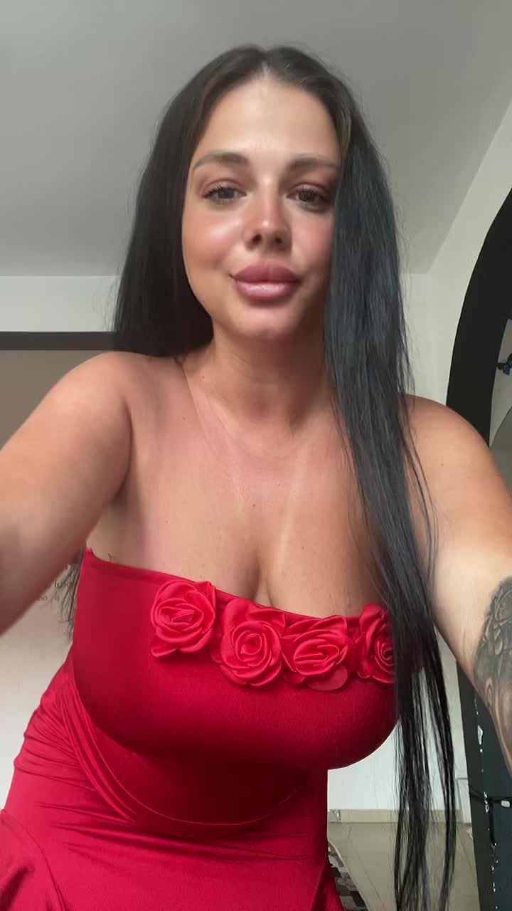 @Elena 🖤