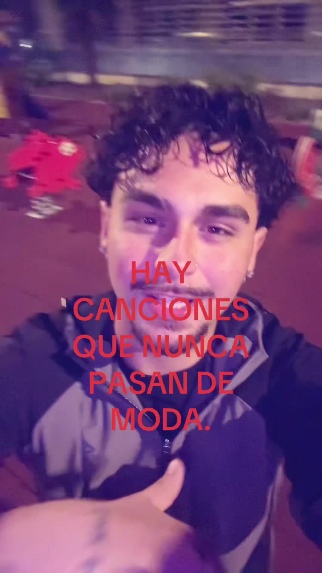 @carlosbelloo__