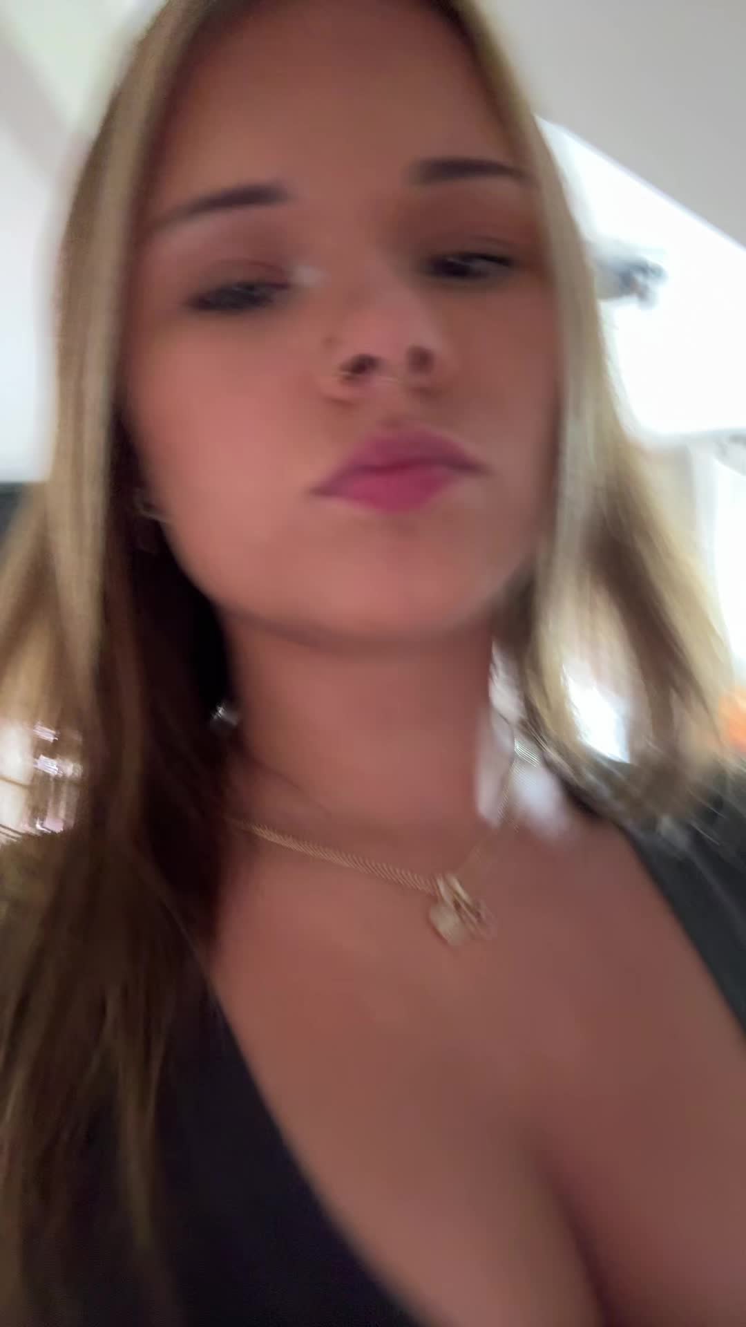 @xhannahburrowsx