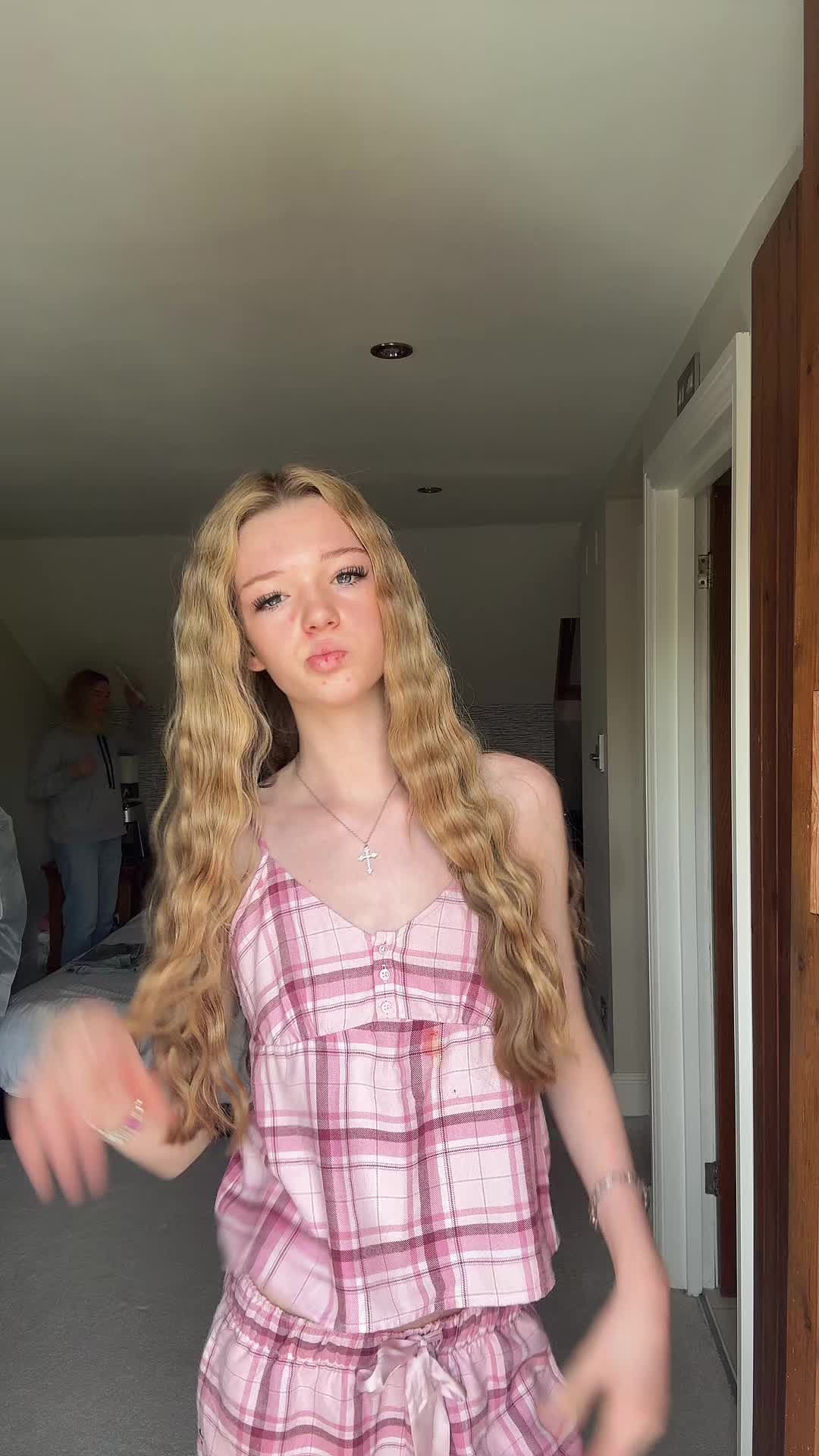@leilaxx