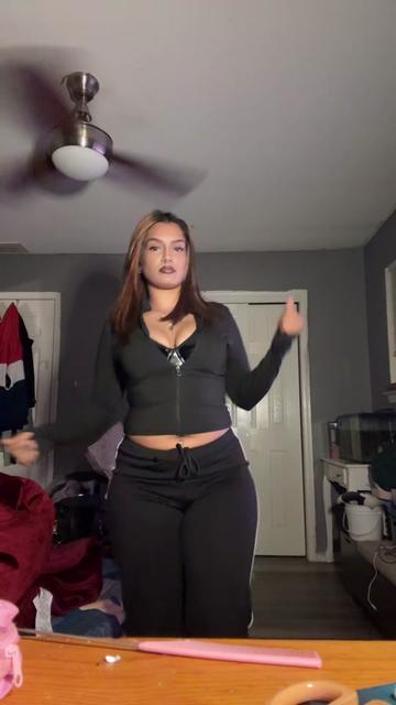 @Indya_gttb