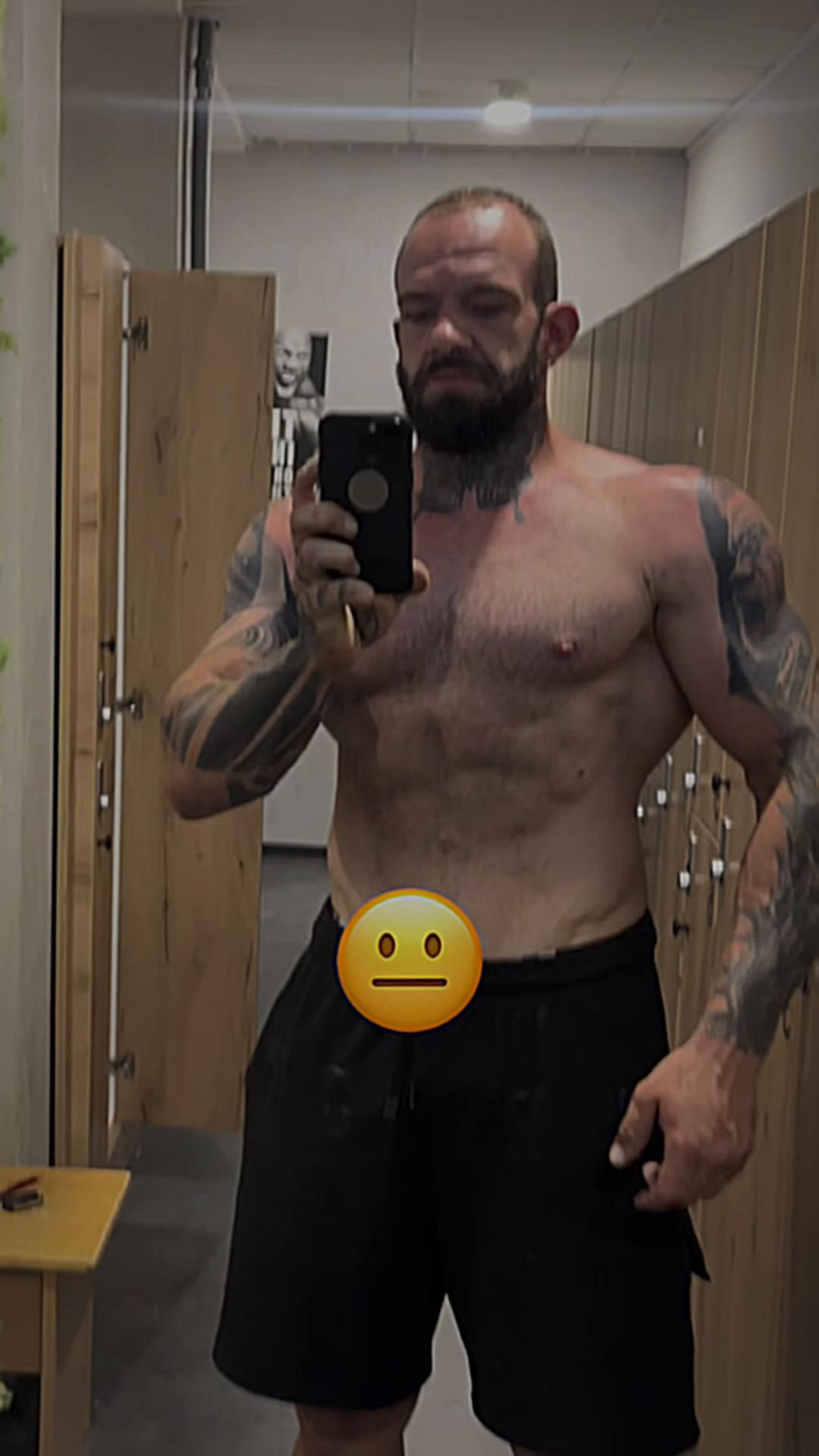 @muky880
