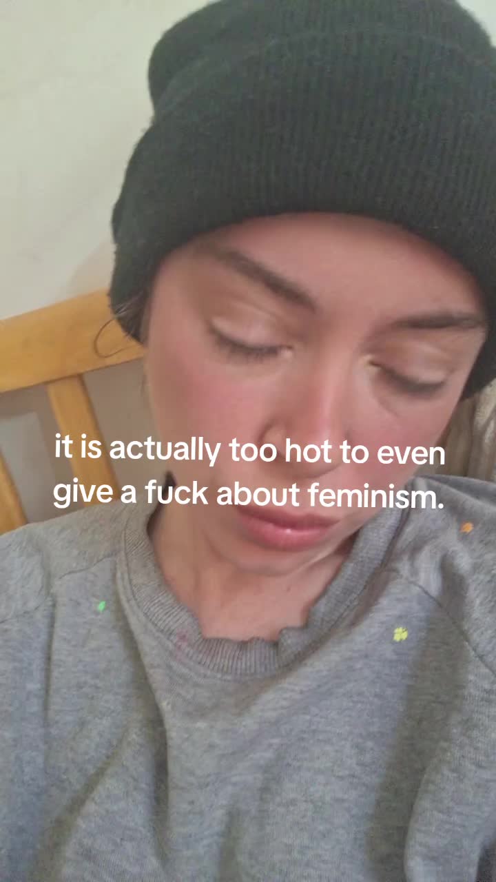 @lollyybmnqh