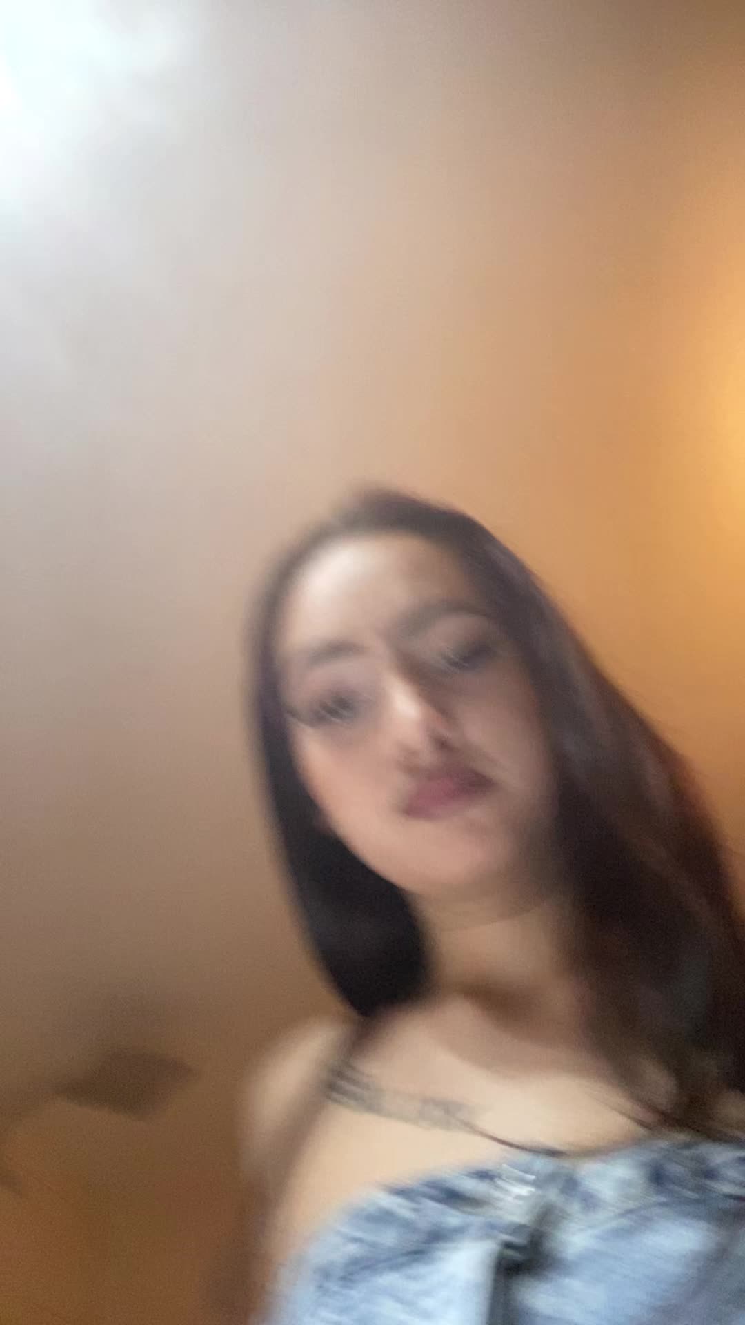 @N Y