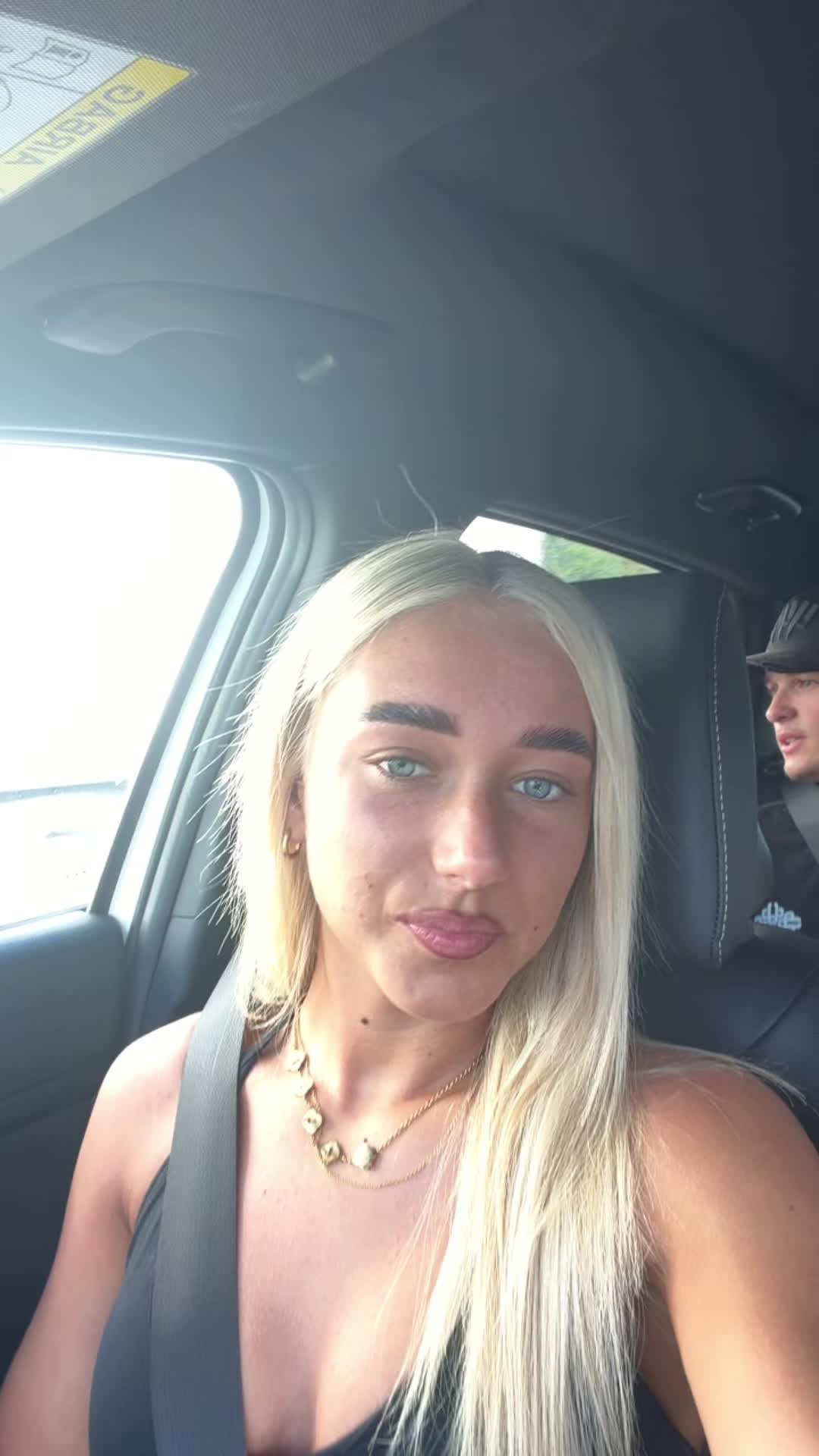 @elliebedford2.0
