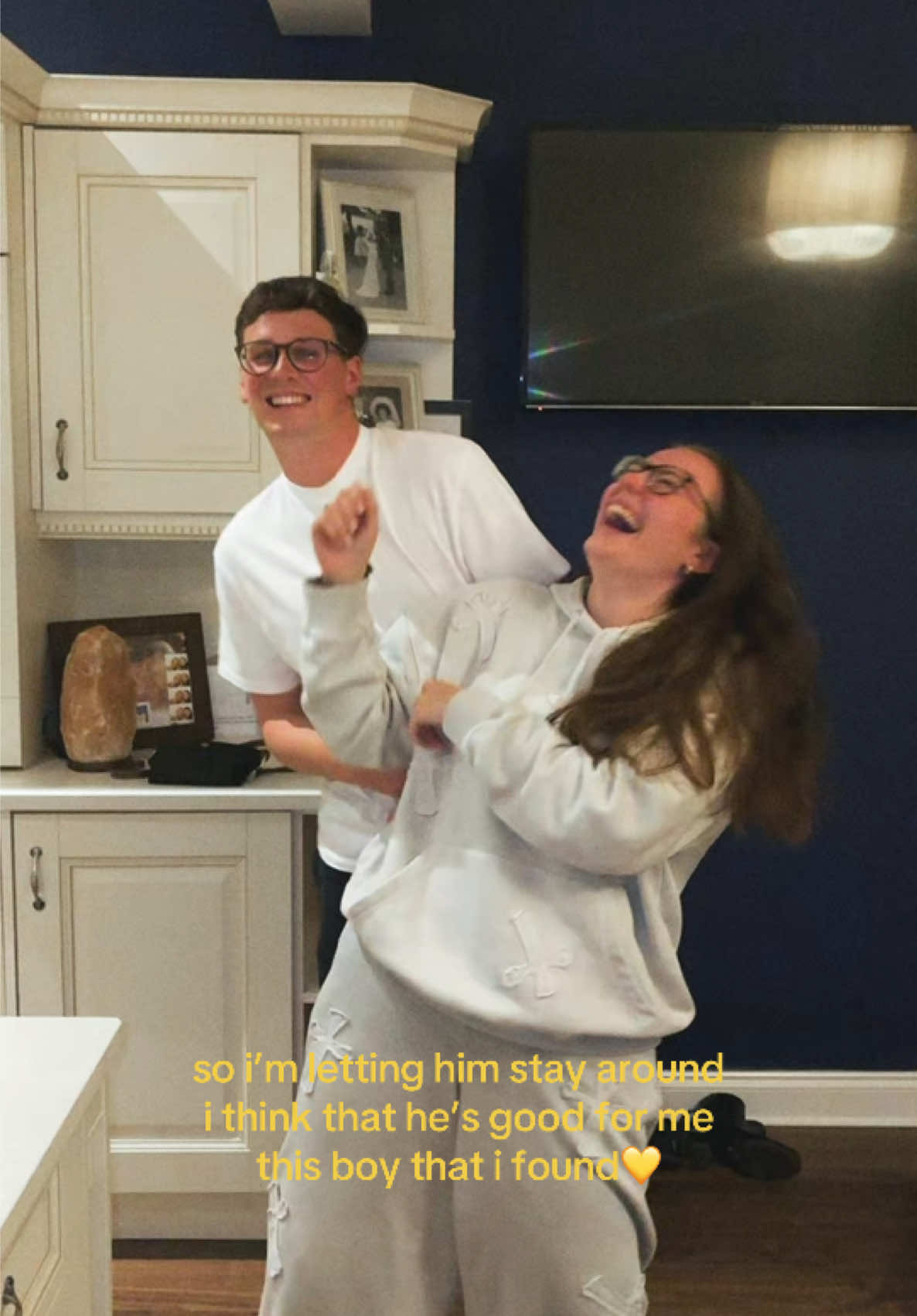 @mollyellizabeth