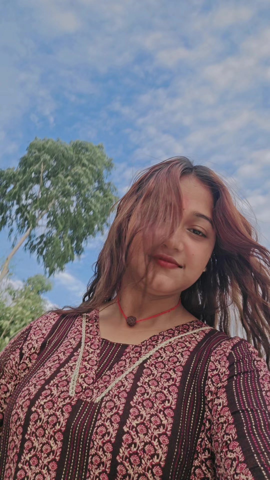 @👑kashish bhagat❣️😍