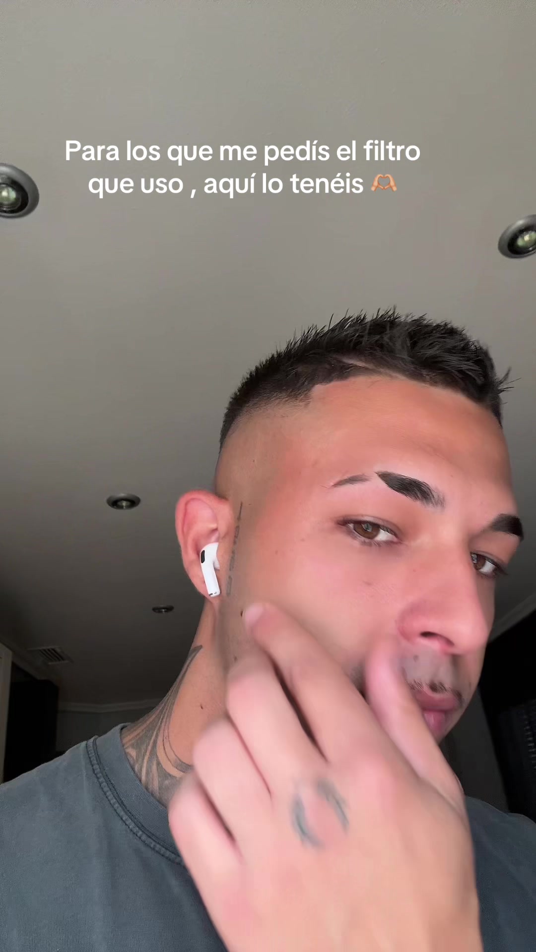 @alexgi