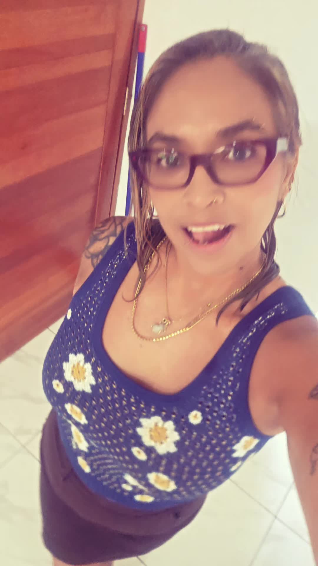 @Isabella