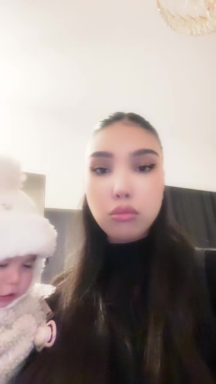 @naomimihai31