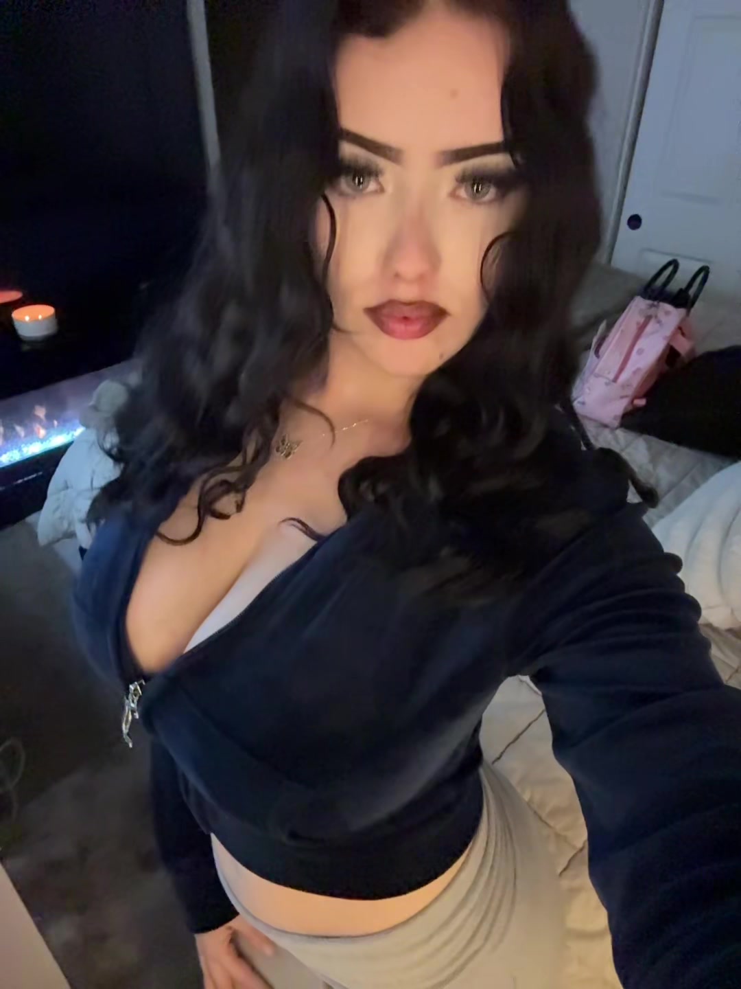 @Lace