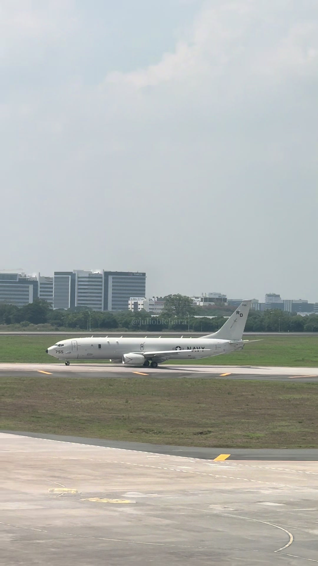 @julio ✈︎
