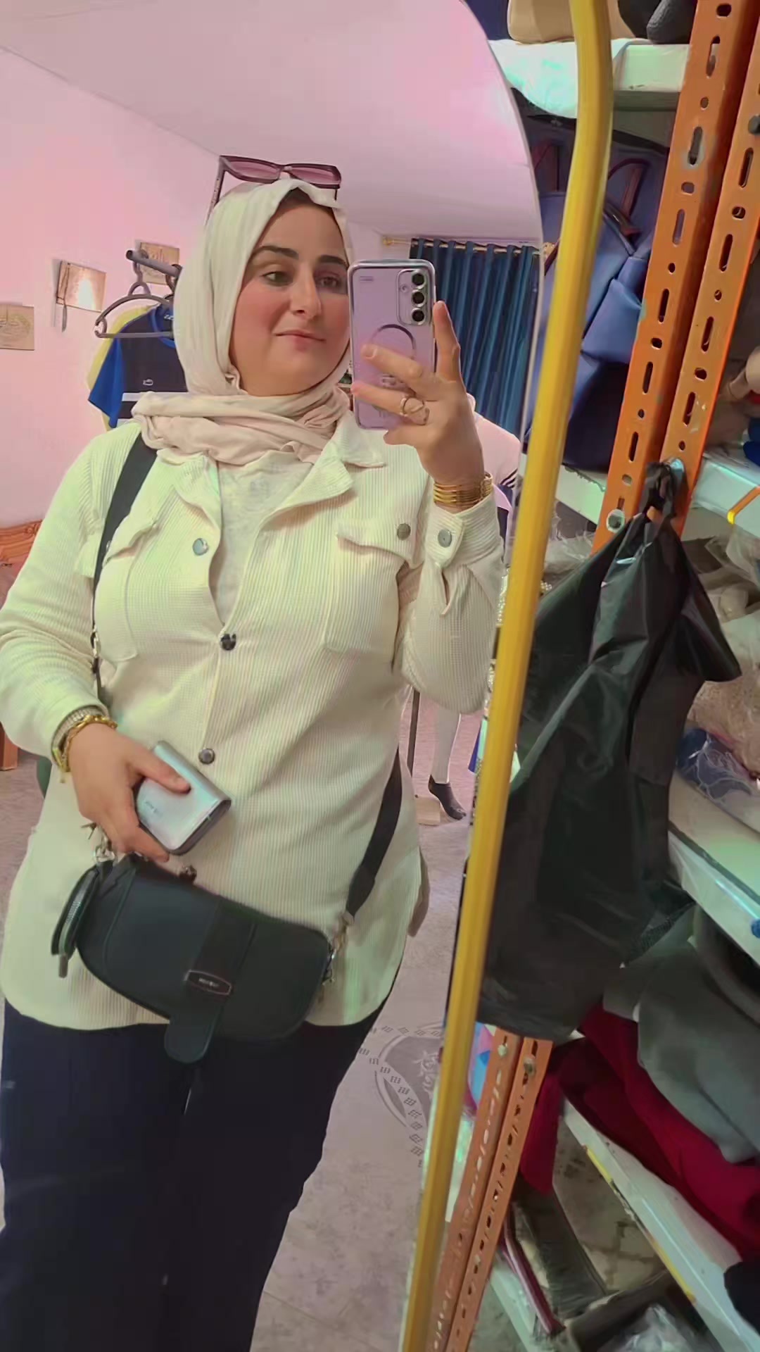 @Mouna Boussouibaa
