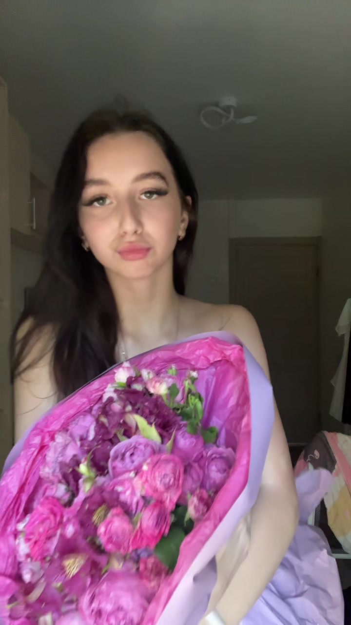 @Lizwft