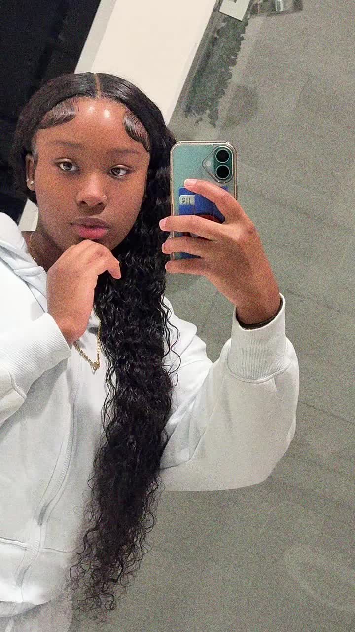@Coreyana Lashay🫧