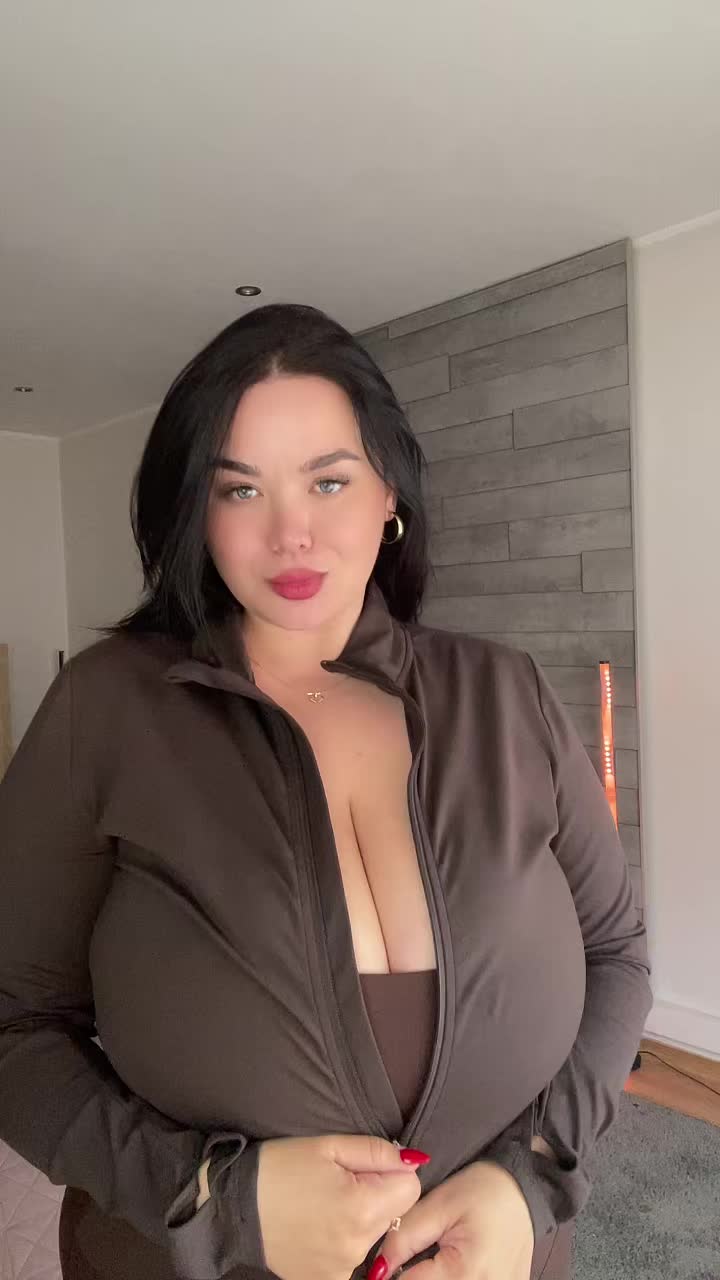@Lady_In_Dreams🖤