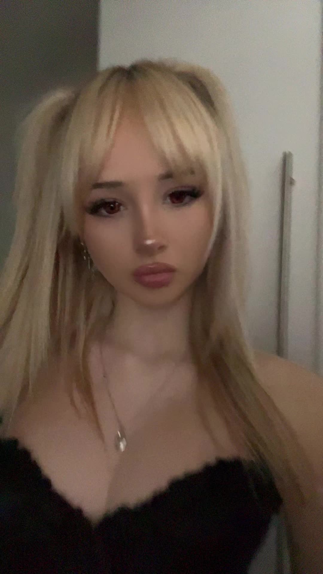 @️