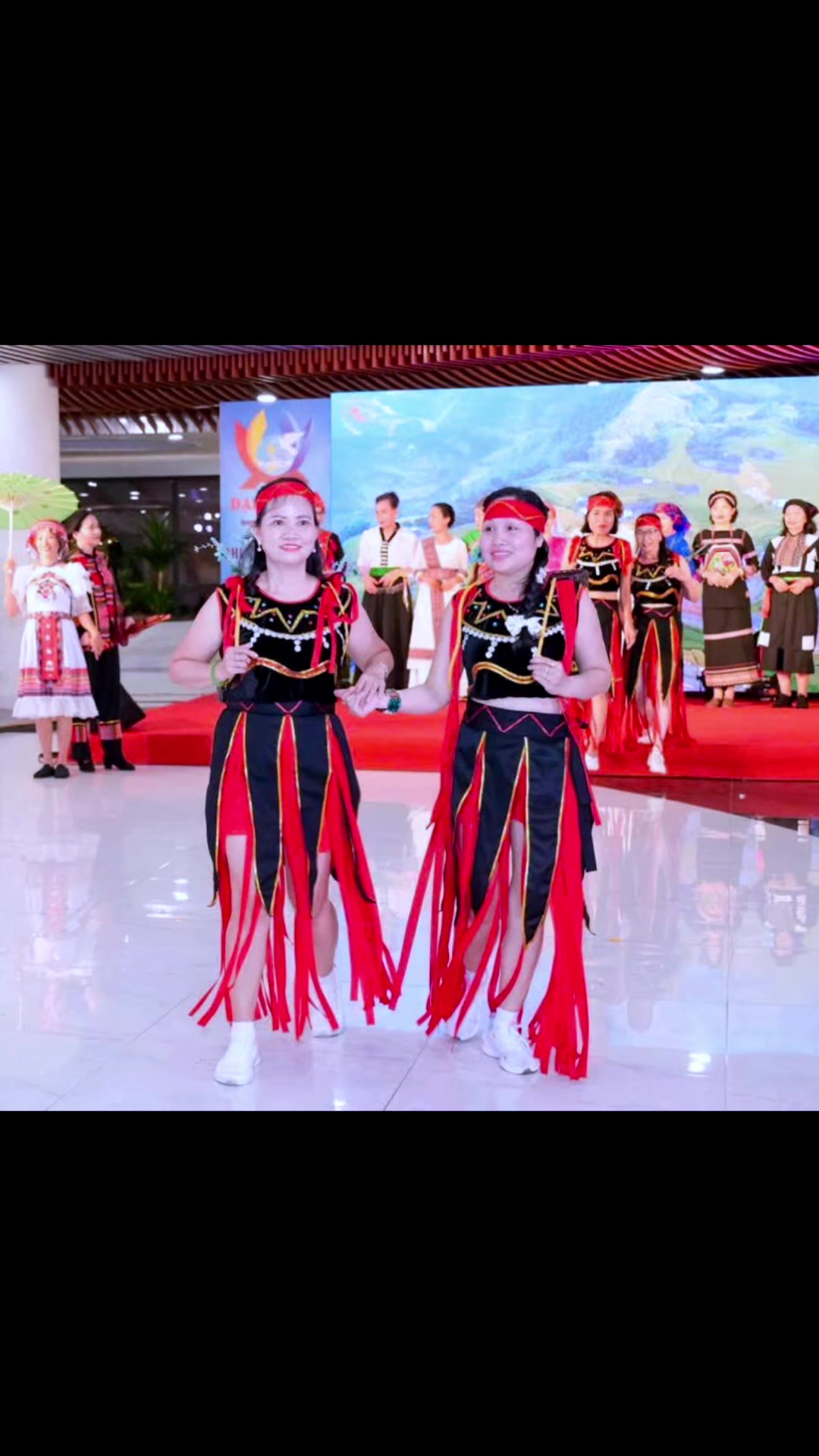 @CỎ MAY