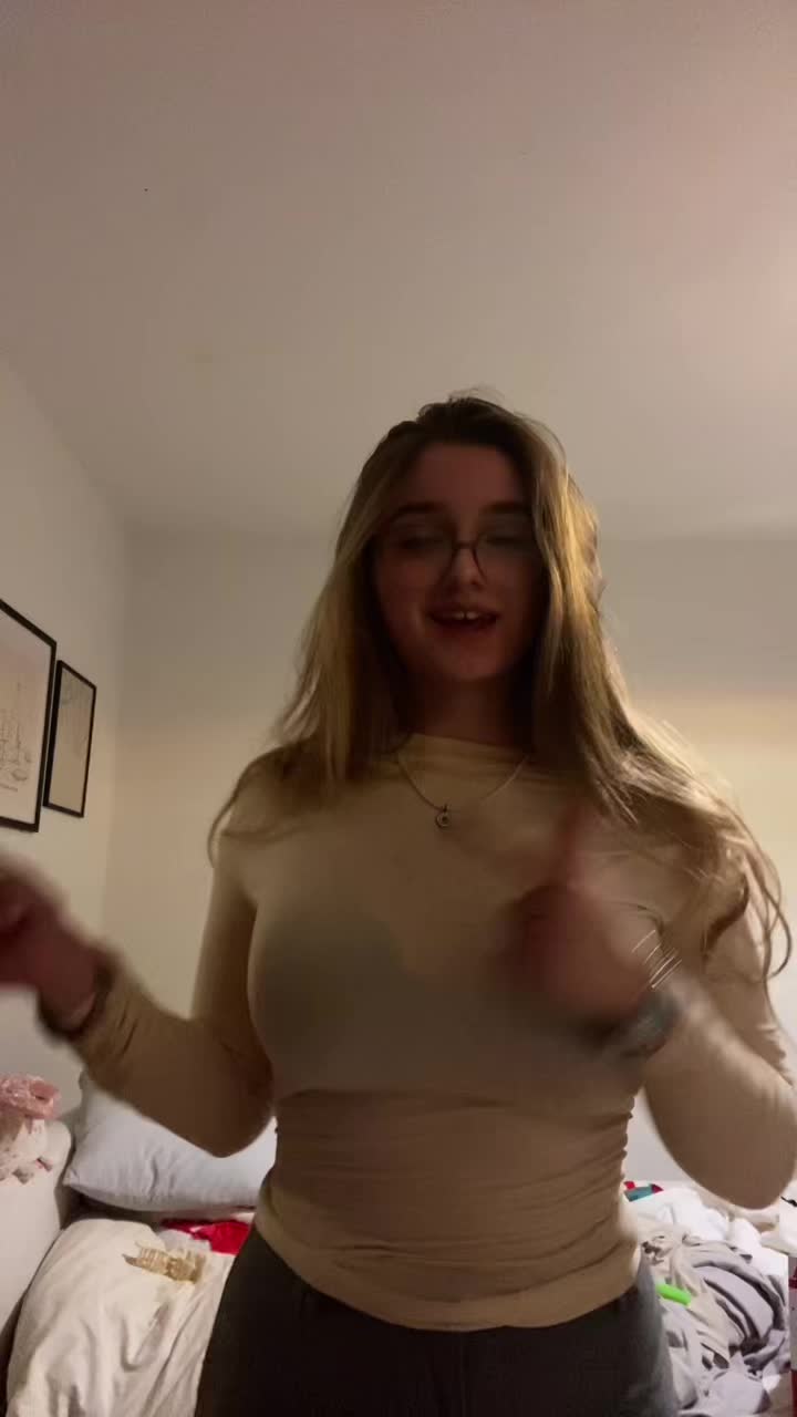 @_amelitude