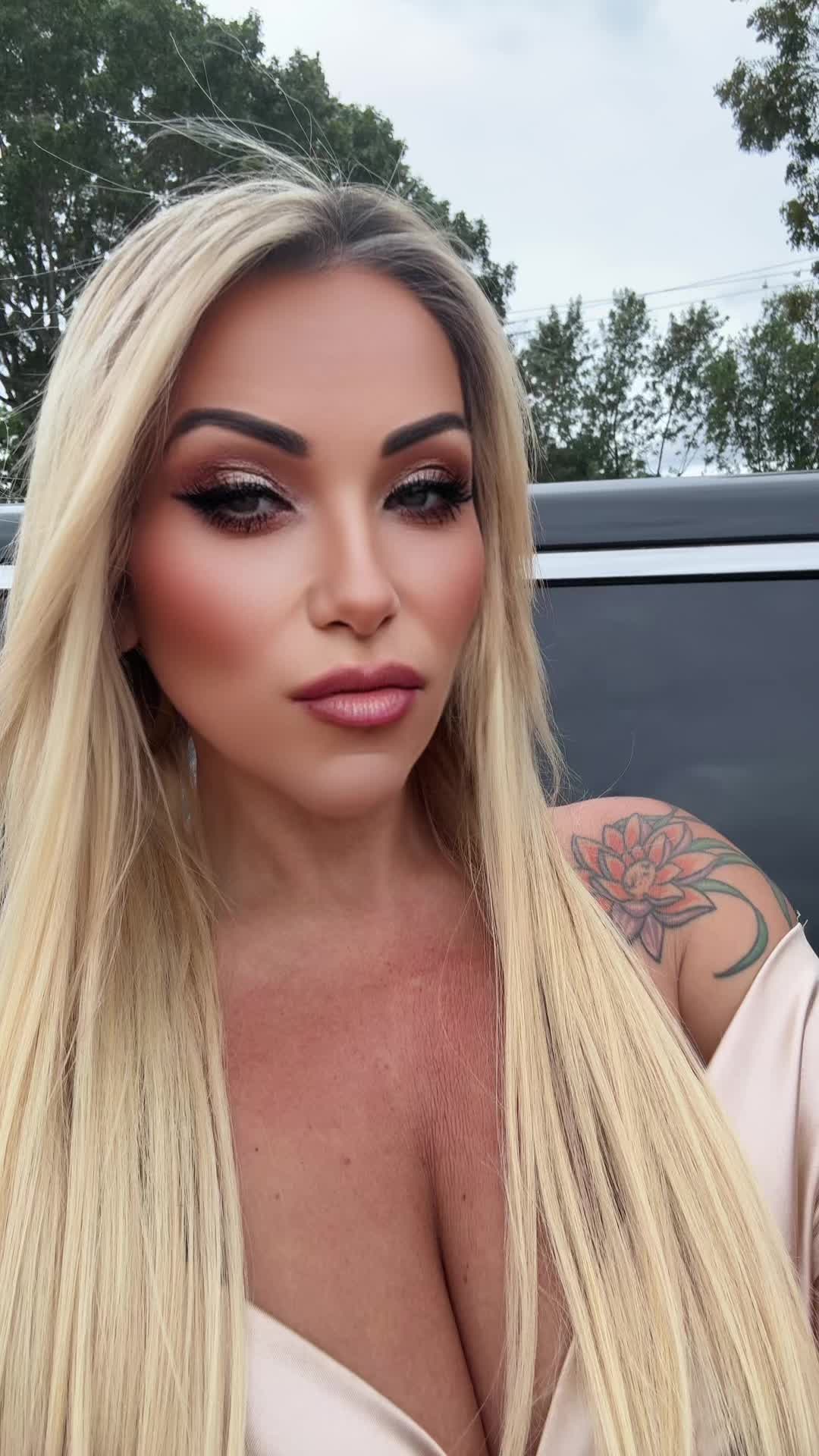 @Ágata González