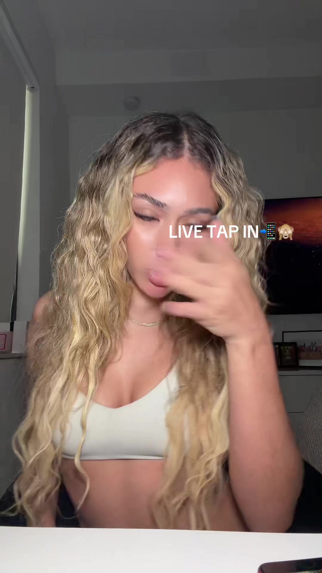 @miabellarivero